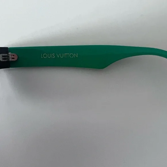 Louis vuitton sunglasses - Picture 5 of 5